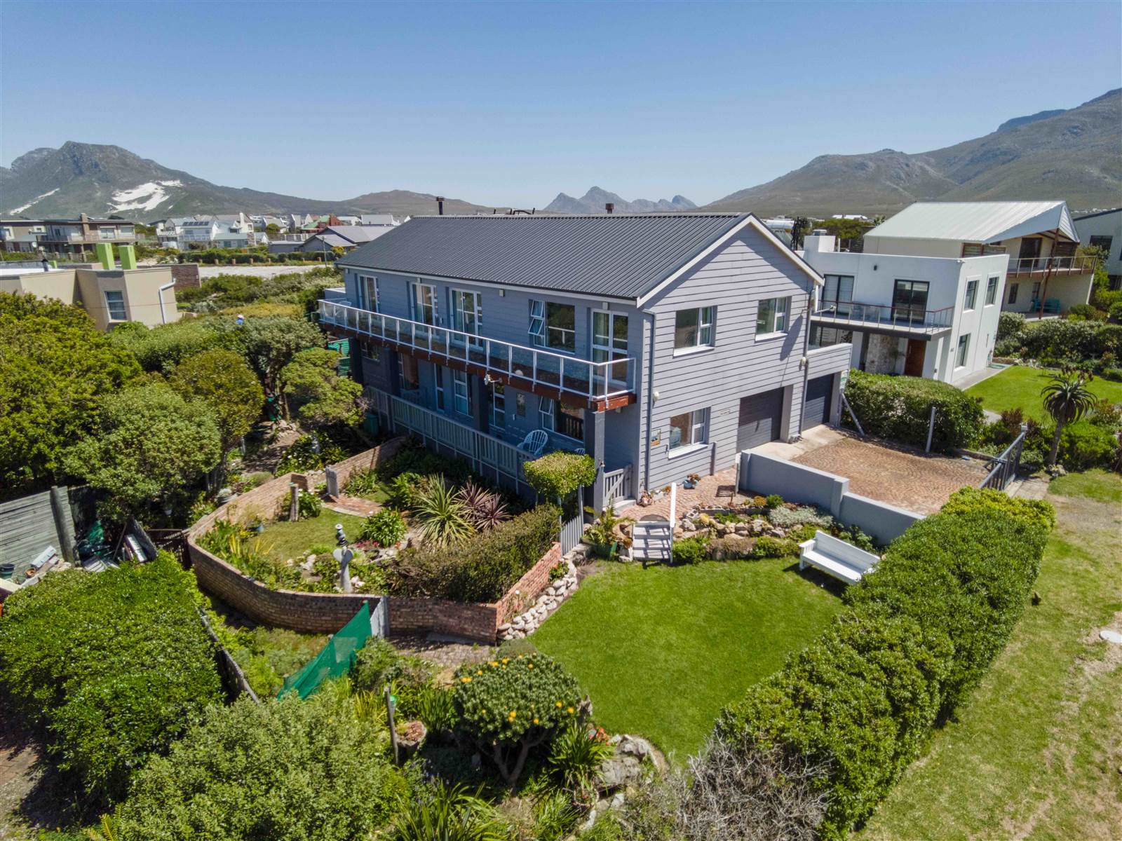 5 Bed House in Bettys Bay photo number 3
