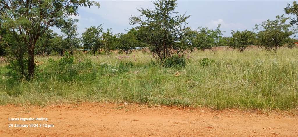 1.1 ha Land available in The Orchards photo number 3