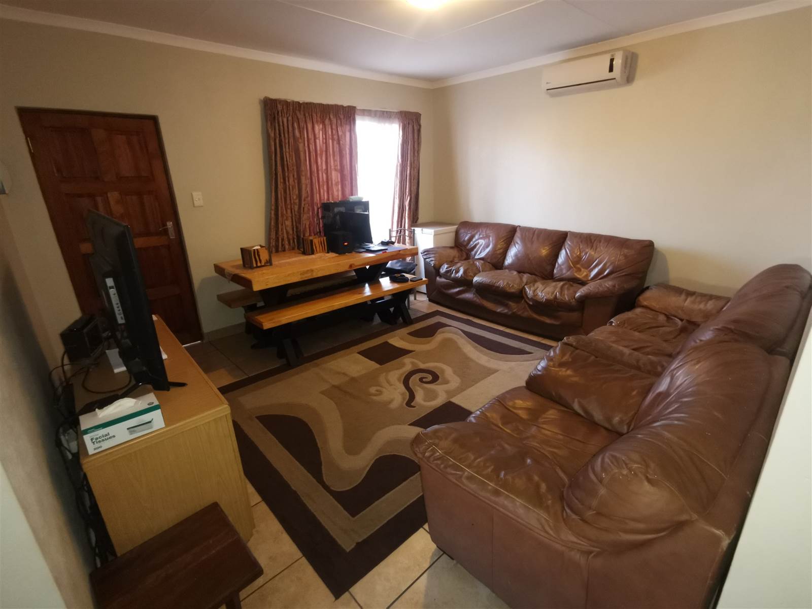 5 Bed House in Rustenburg Central photo number 12