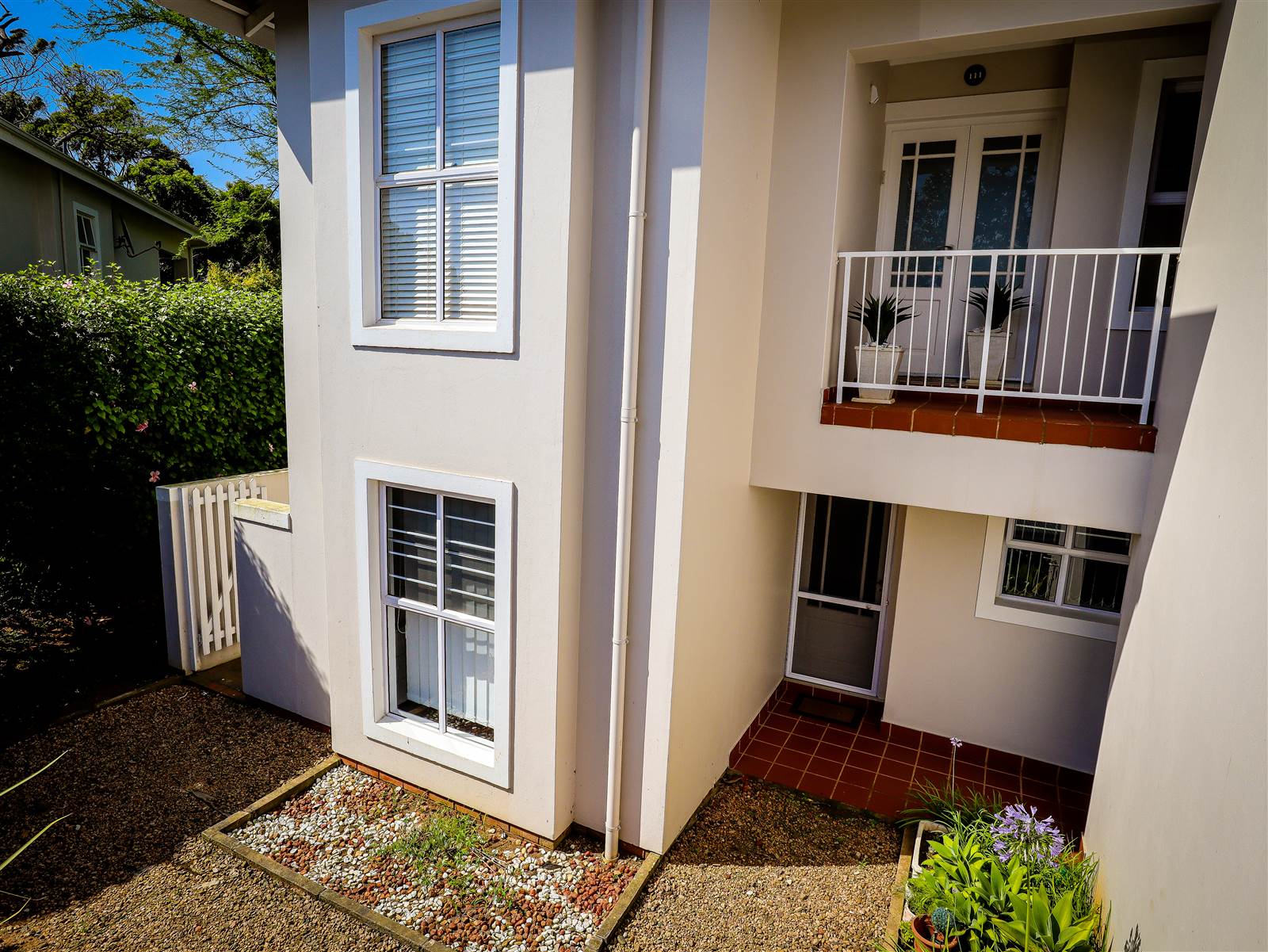 2 Bed Apartment in Ballito photo number 8