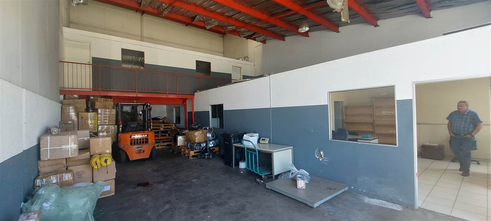 193  m² Industrial space in Jet Park photo number 4