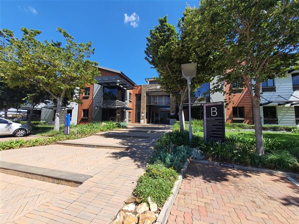 270  m² Commercial space in Greenstone Hill