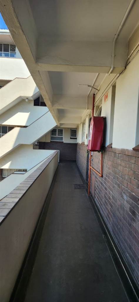 1.5 Bed Apartment in Musgrave photo number 12