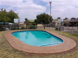 3 Bed Townhouse in Meyersdal