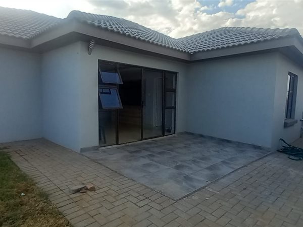 3 Bed House in Selcourt