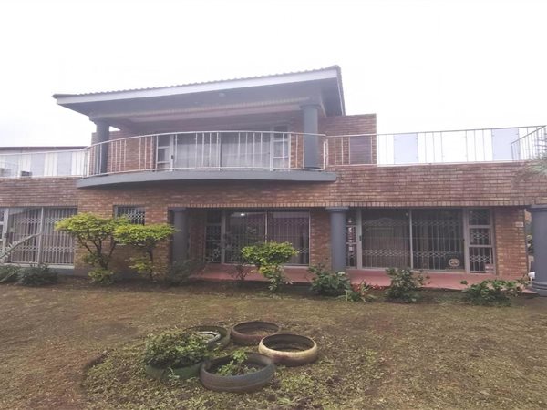 5 Bedroom House 5 Bedroom House