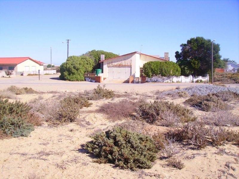 820 m² Land available in Port Nolloth photo number 1