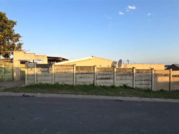 3 Bedroom House 3 Bedroom House