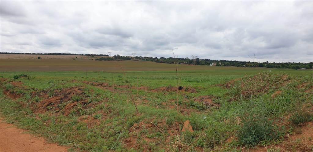725 ha Farm in Grootfontein Estate photo number 27