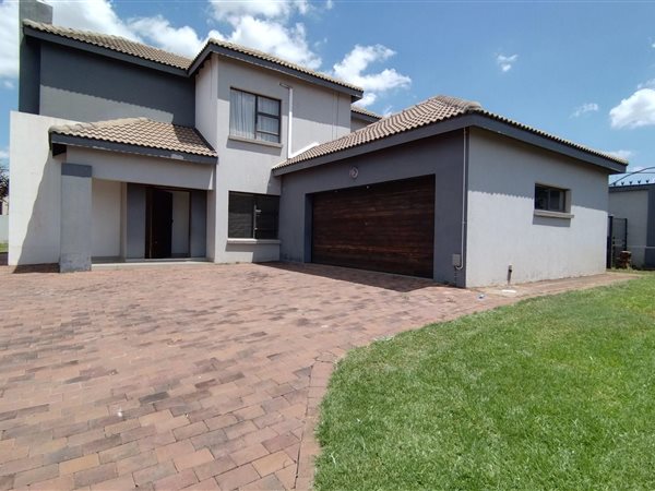 Raslouw: Property and houses to rent | Private Property