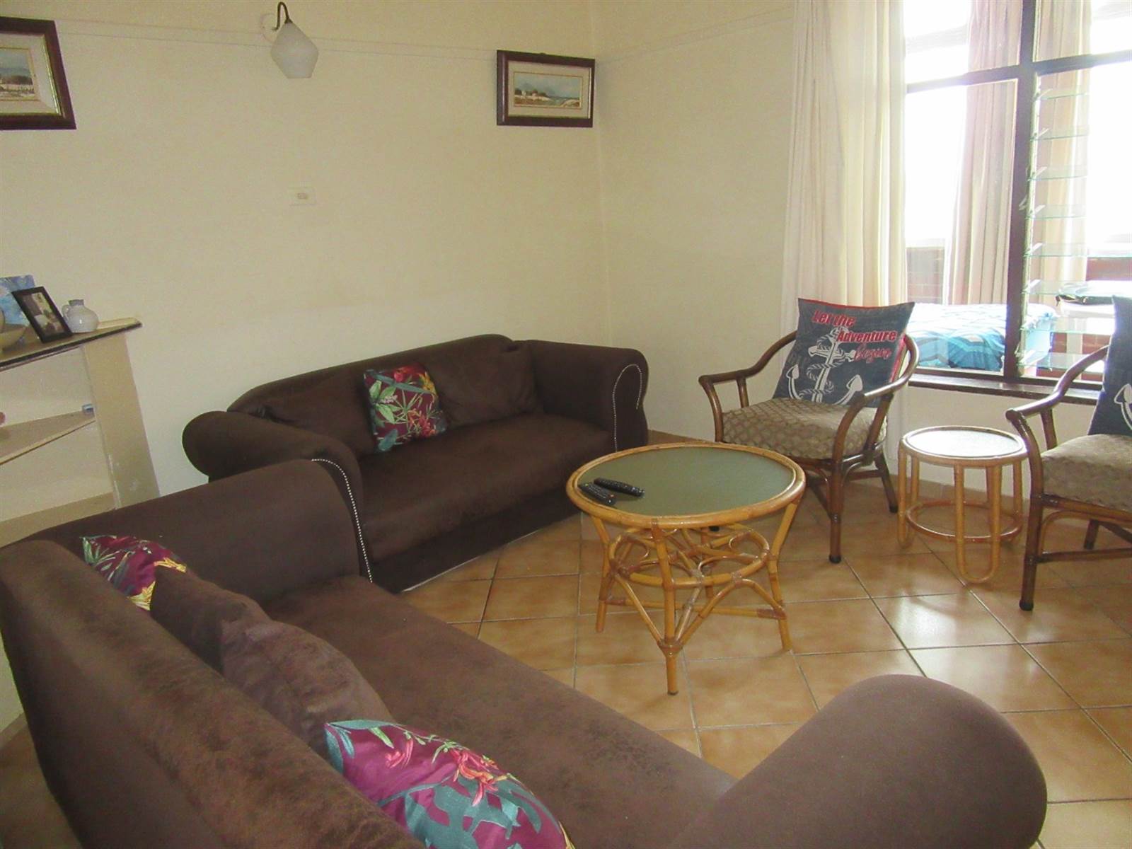 1 Bed Apartment in Scottburgh Central photo number 8