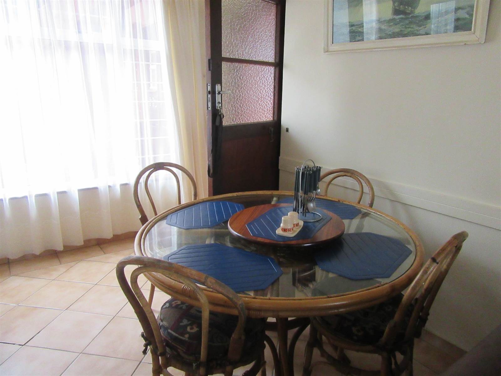 1 Bed Apartment in Scottburgh Central photo number 7