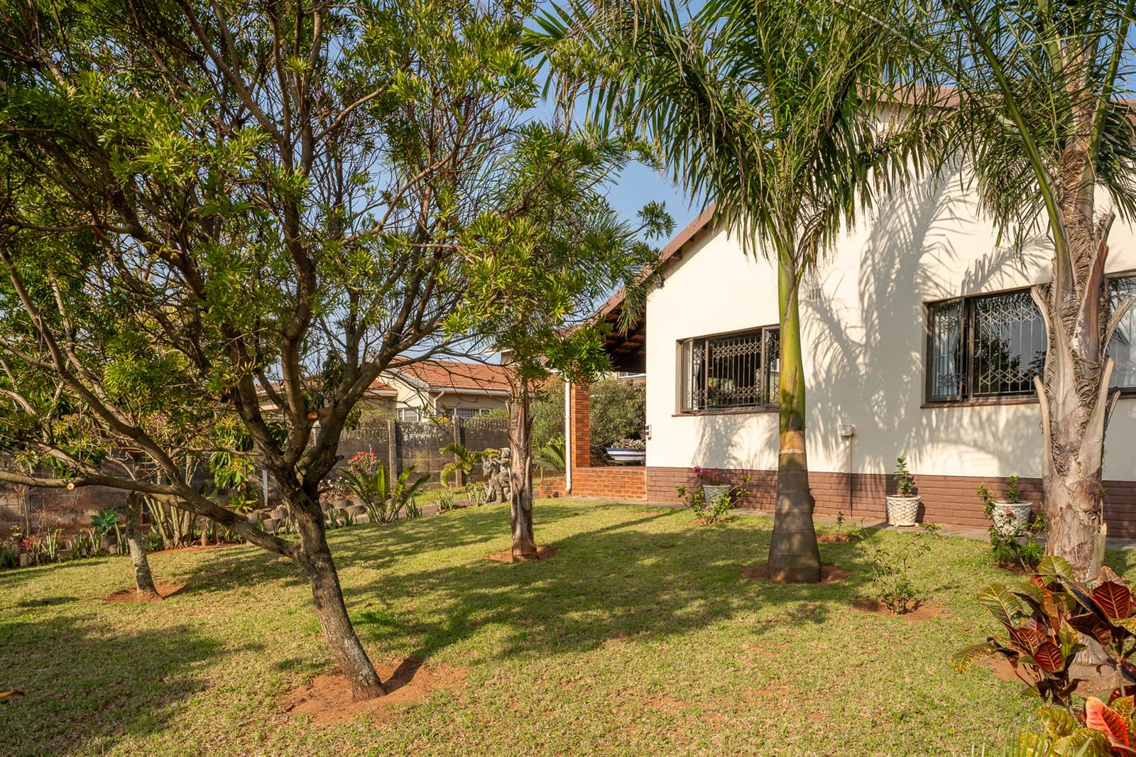 3 Bed House in Illovo Beach photo number 18