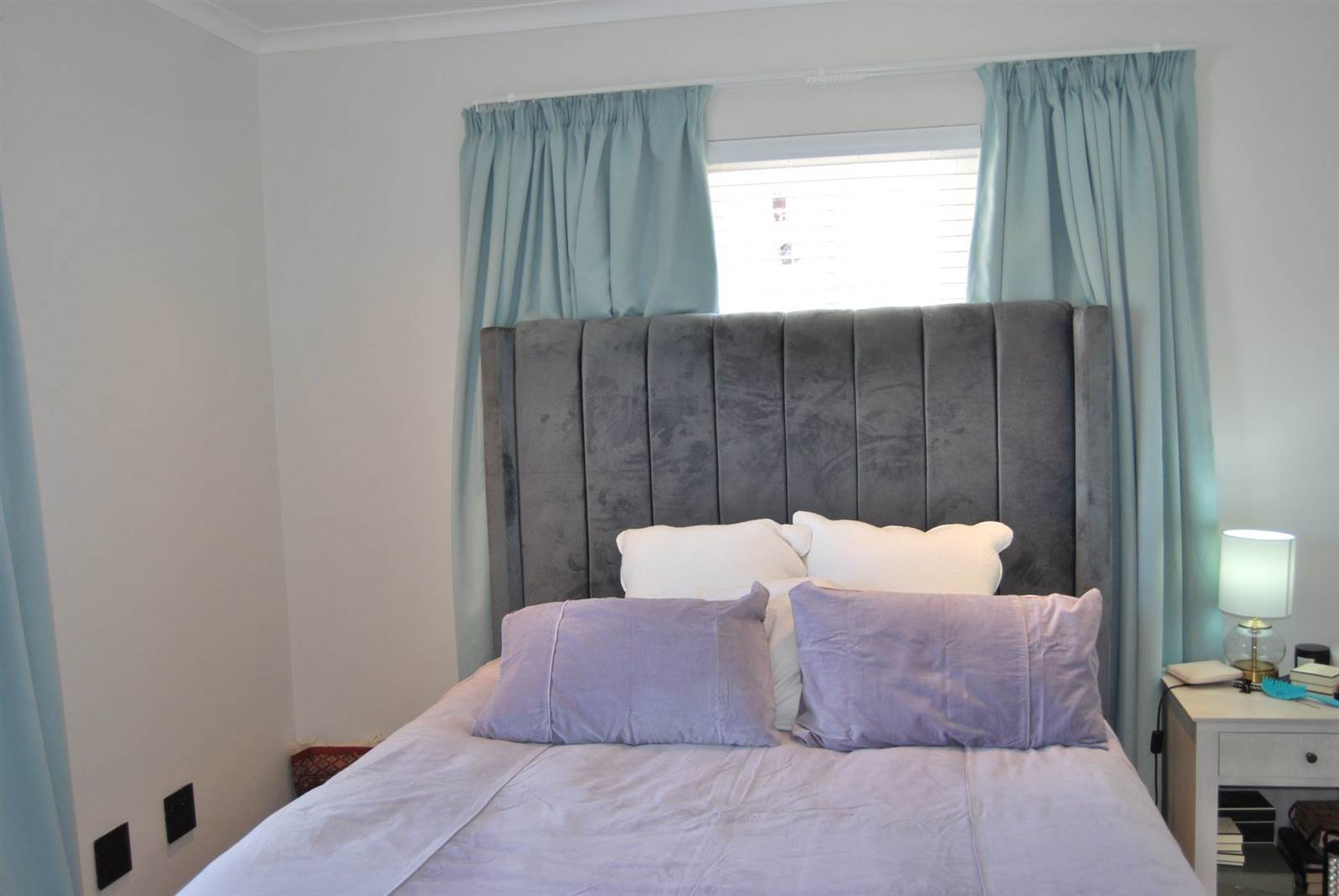 2 Bed Apartment in Franschhoek photo number 11