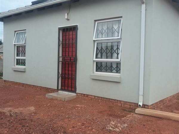 2 Bedroom House 2 Bedroom House