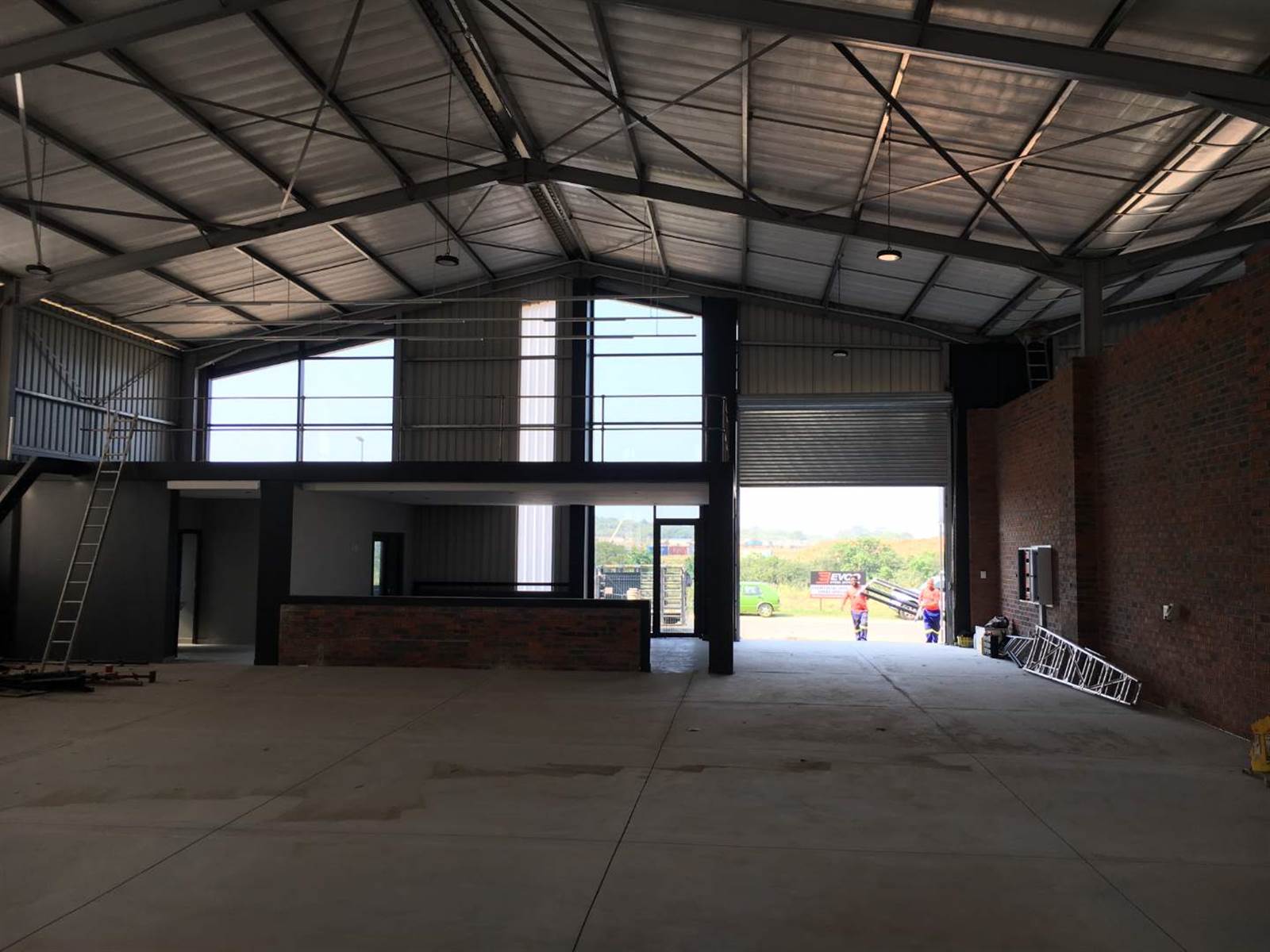 700  m² Industrial space in Ballito photo number 9