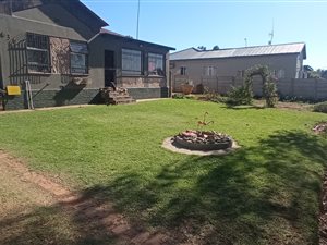 3 Bed House in Aston Lake