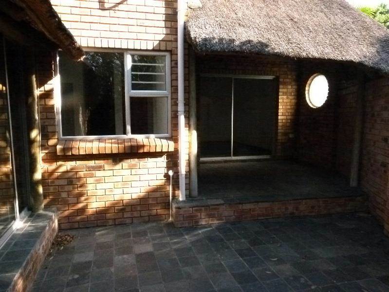3 Bed Townhouse in Meerensee photo number 7