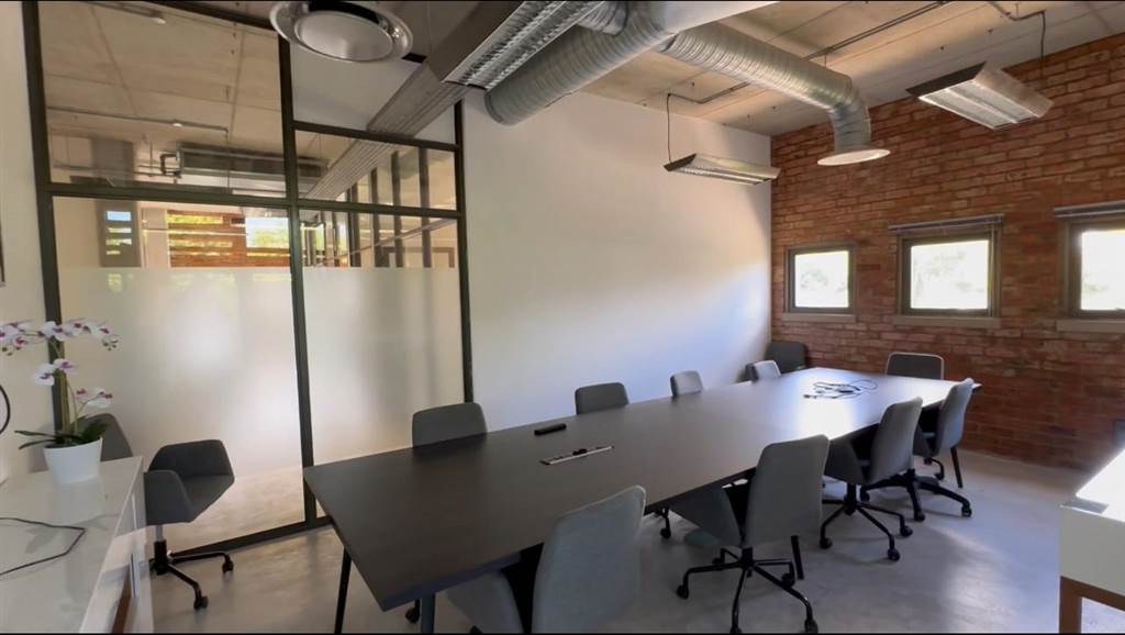 241  m² Commercial space in Bryanston photo number 13