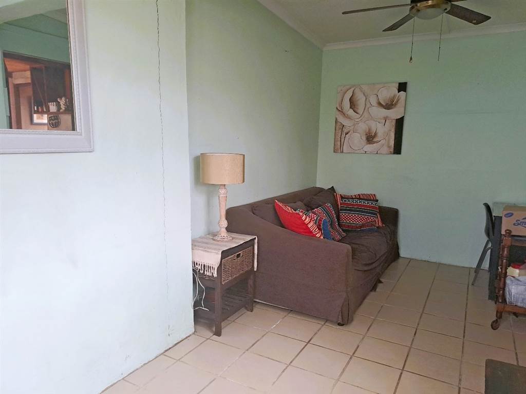 3 Bed Townhouse in Brackenfell Central photo number 11