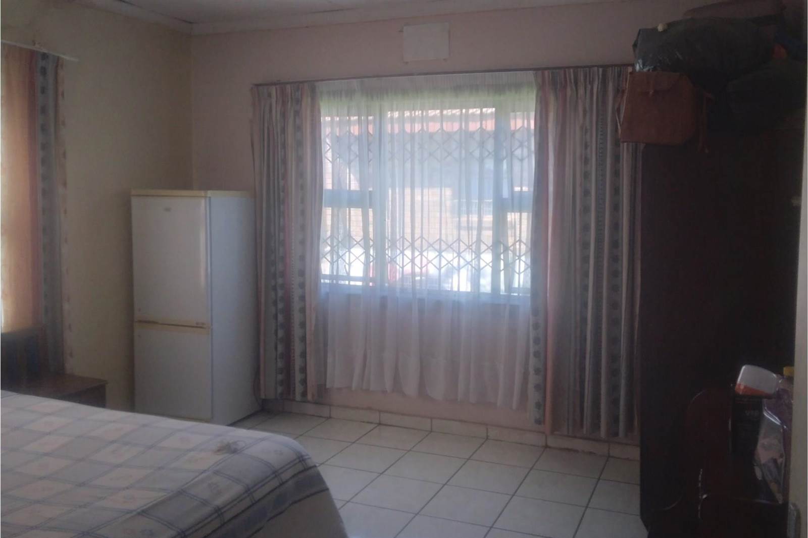 4 Bed House in Osizweni photo number 7