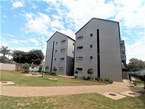 2 Bed Apartment in Clubview
