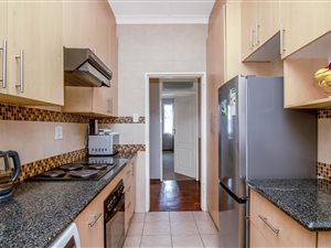 2 Bed Apartment in Craighall Park