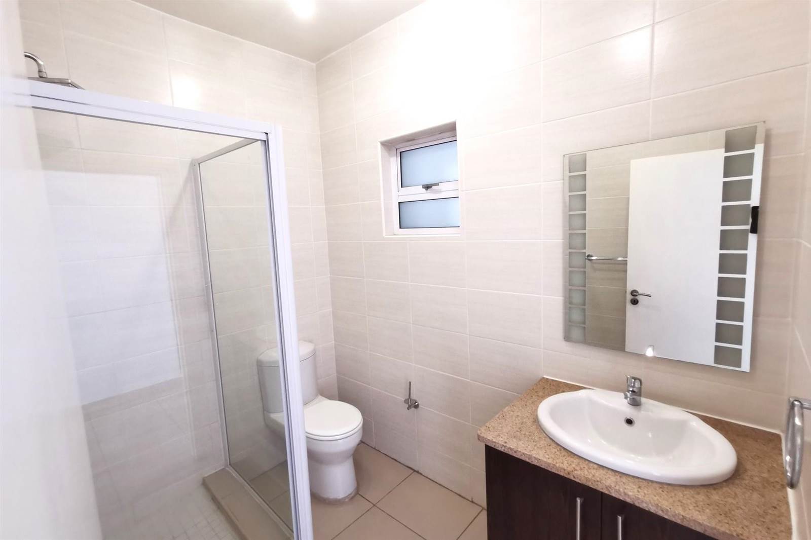 2 Bed Apartment in Braamfontein photo number 13