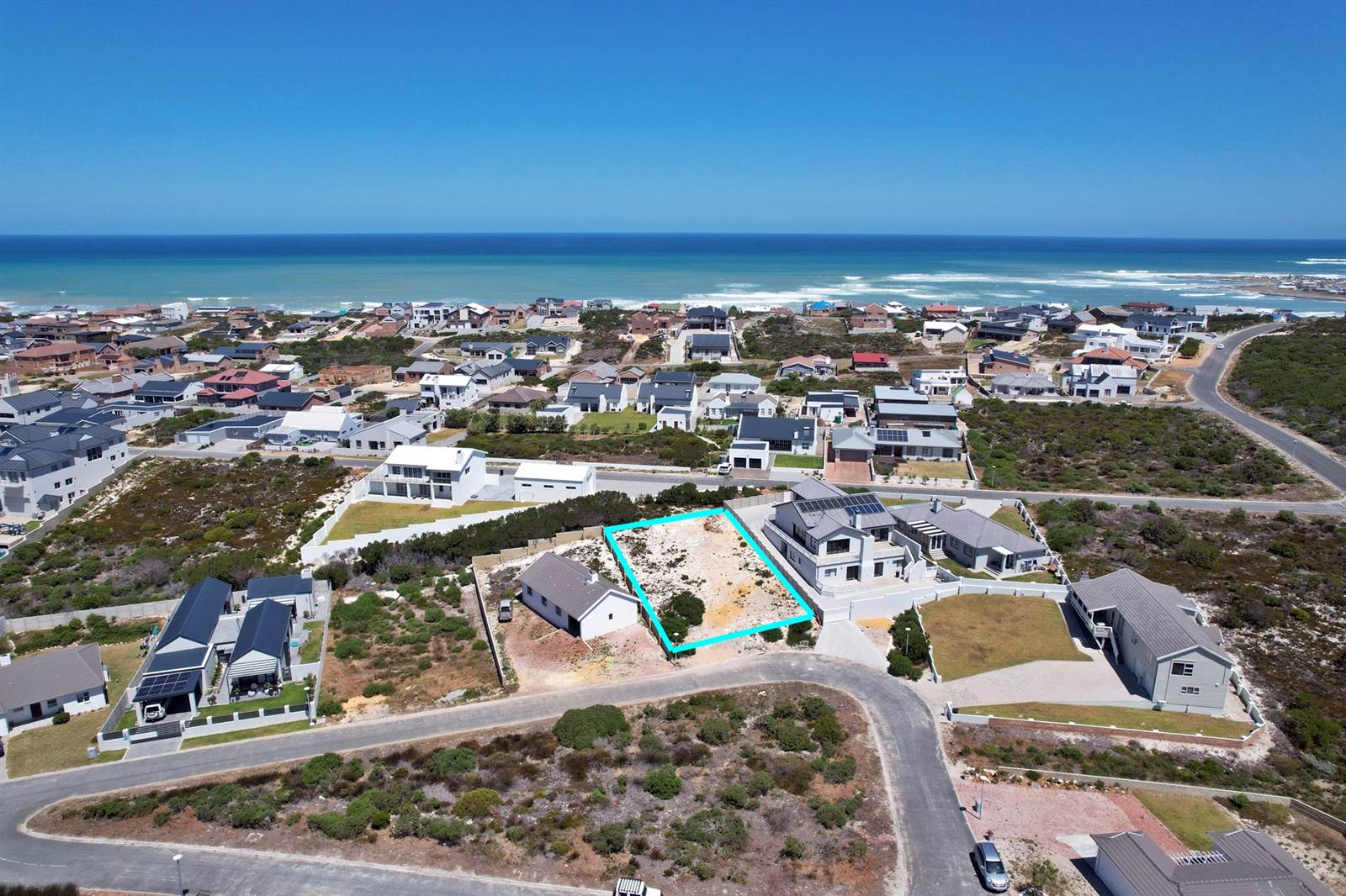 700 m² Land available in Struisbaai photo number 11