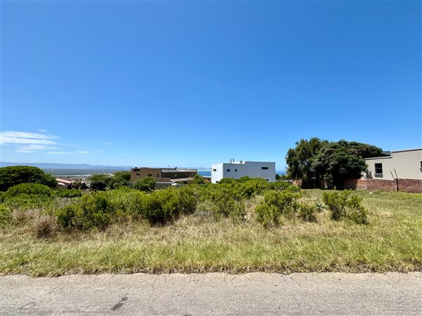 601 m² Land available in Wavecrest