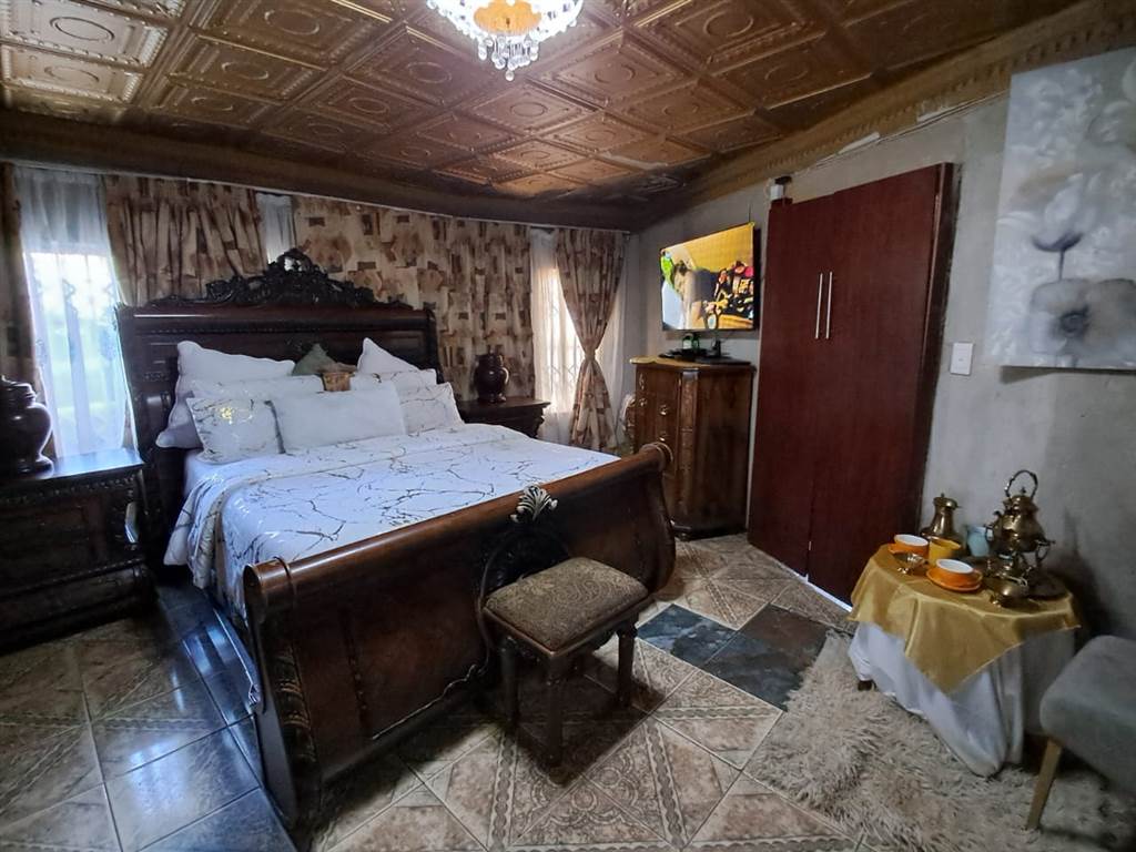 3 Bed House in Mdantsane photo number 11