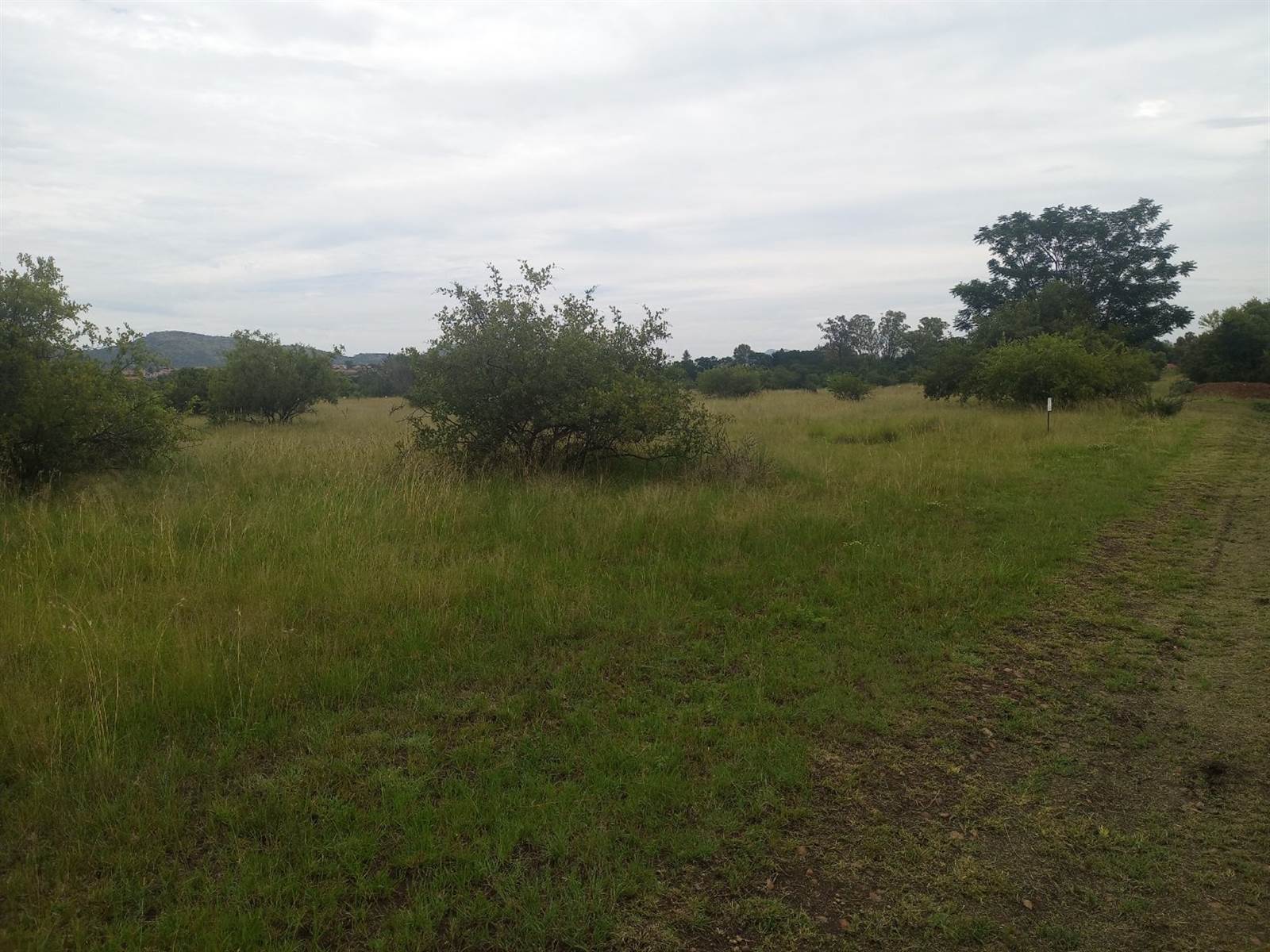 1267 m² Land available in Melodie photo number 1