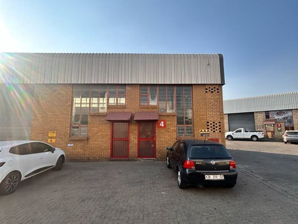 219  m² Industrial space