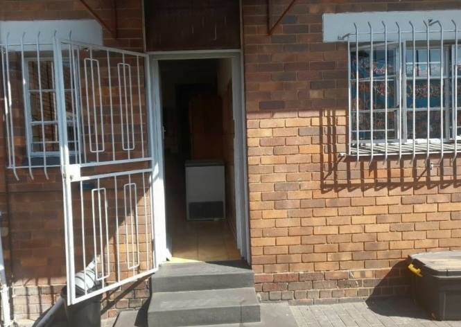 3 Bed House in Rosettenville photo number 20