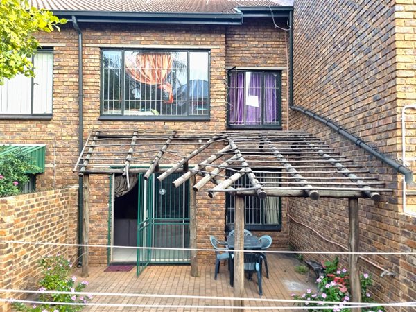 2 Bed Townhouse in Wonderboom South