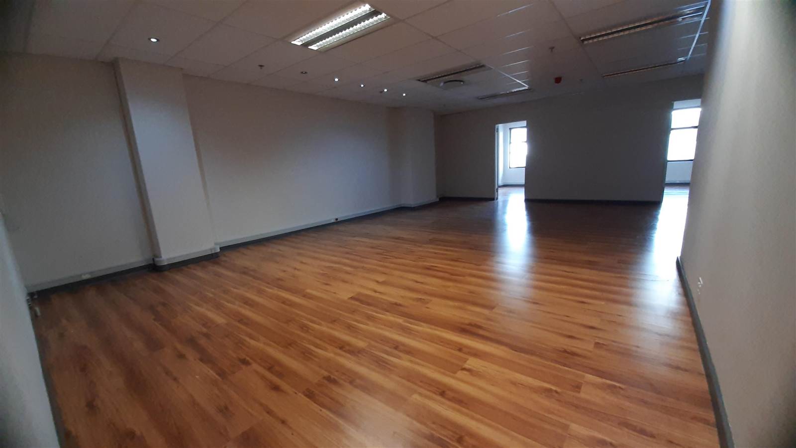 149  m² Commercial space in Foreshore photo number 11