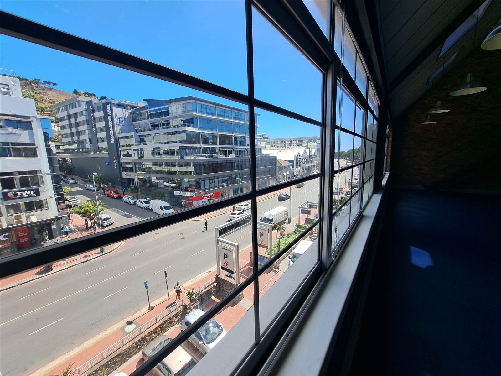 229  m² Commercial space in Green Point photo number 8