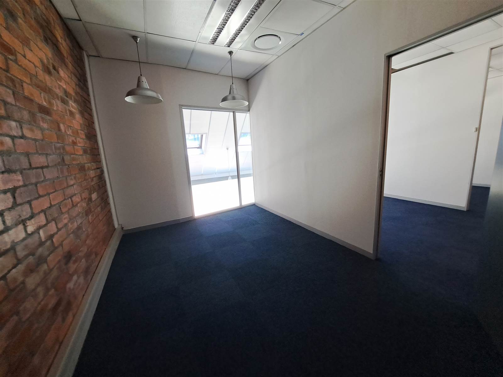 229  m² Commercial space in Green Point photo number 12