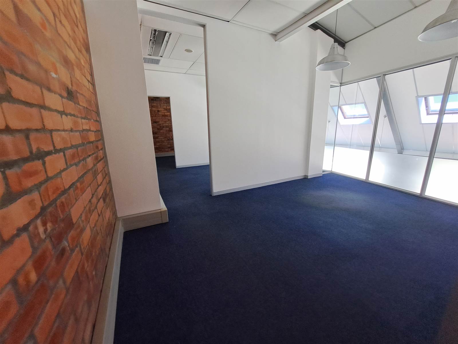 229  m² Commercial space in Green Point photo number 11