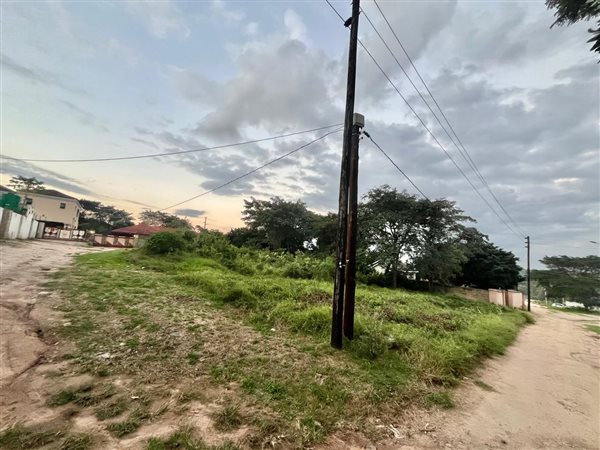 1 120 m² Land 1 120 m² Land
