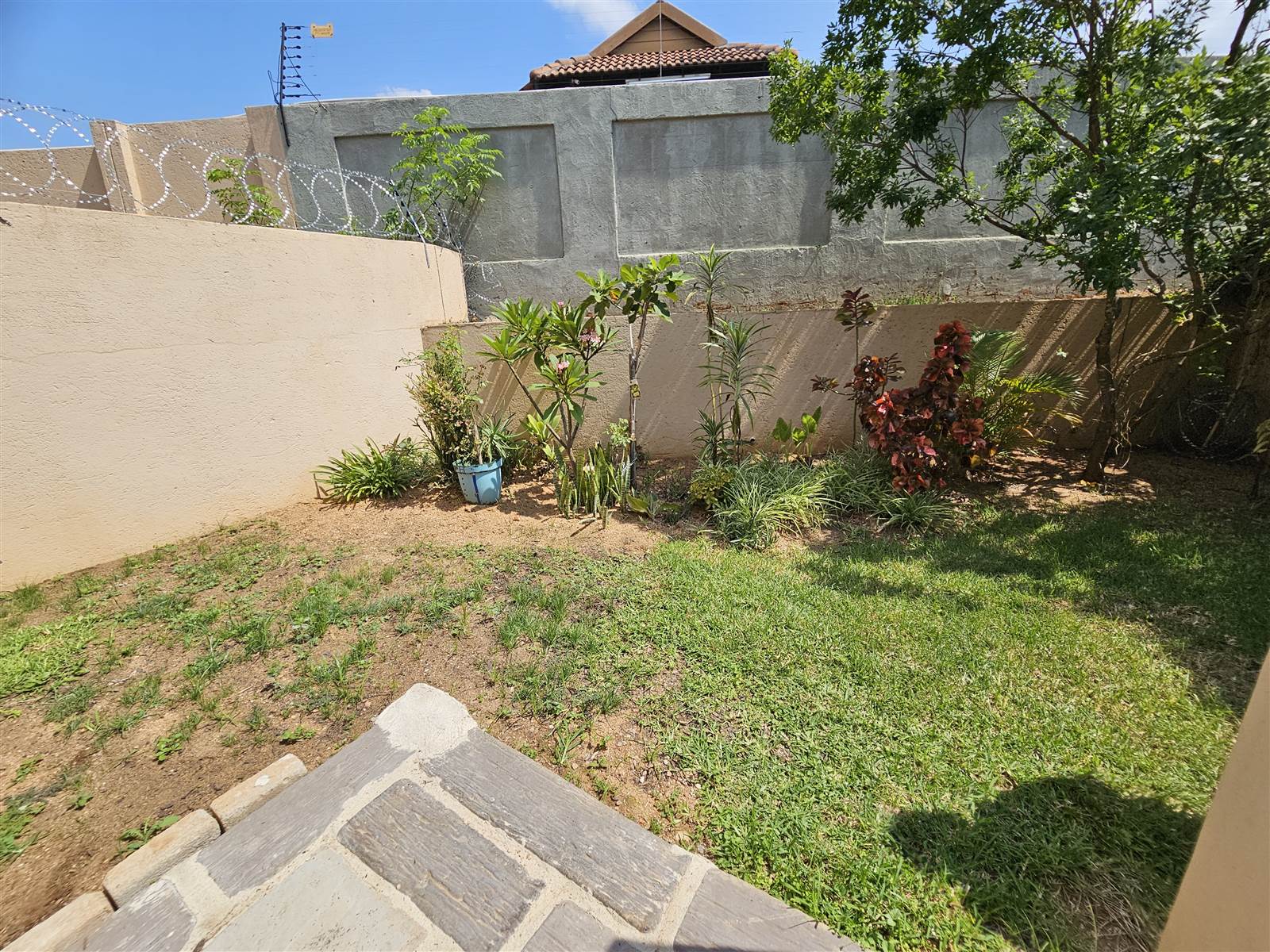 1 Bed Townhouse in Nelspruit photo number 5