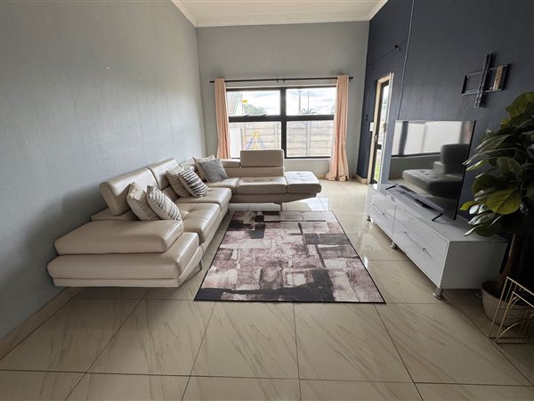2 Bedroom Townhouse 2 Bedroom Townhouse