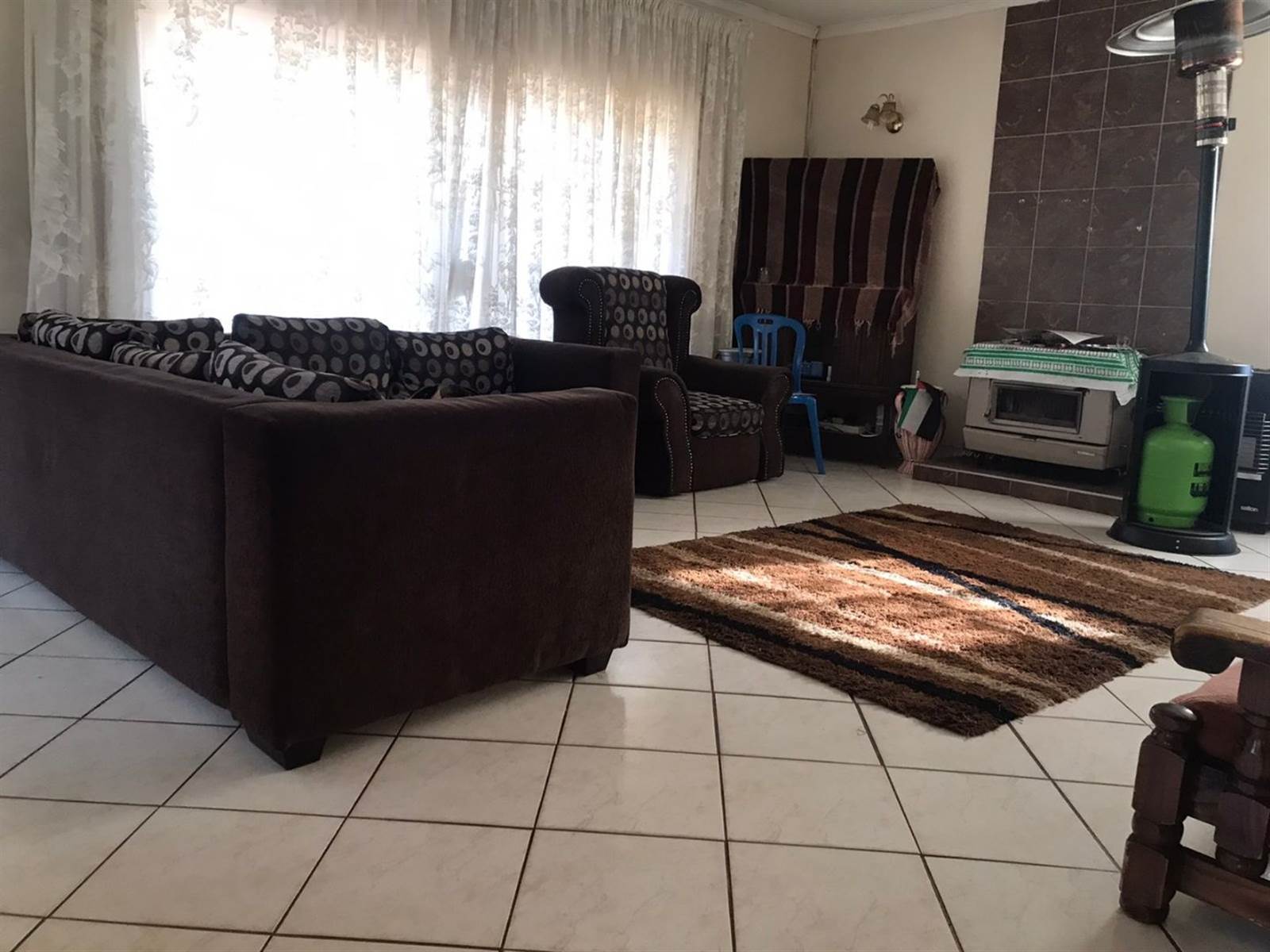 4 Bed House in Laudium photo number 7