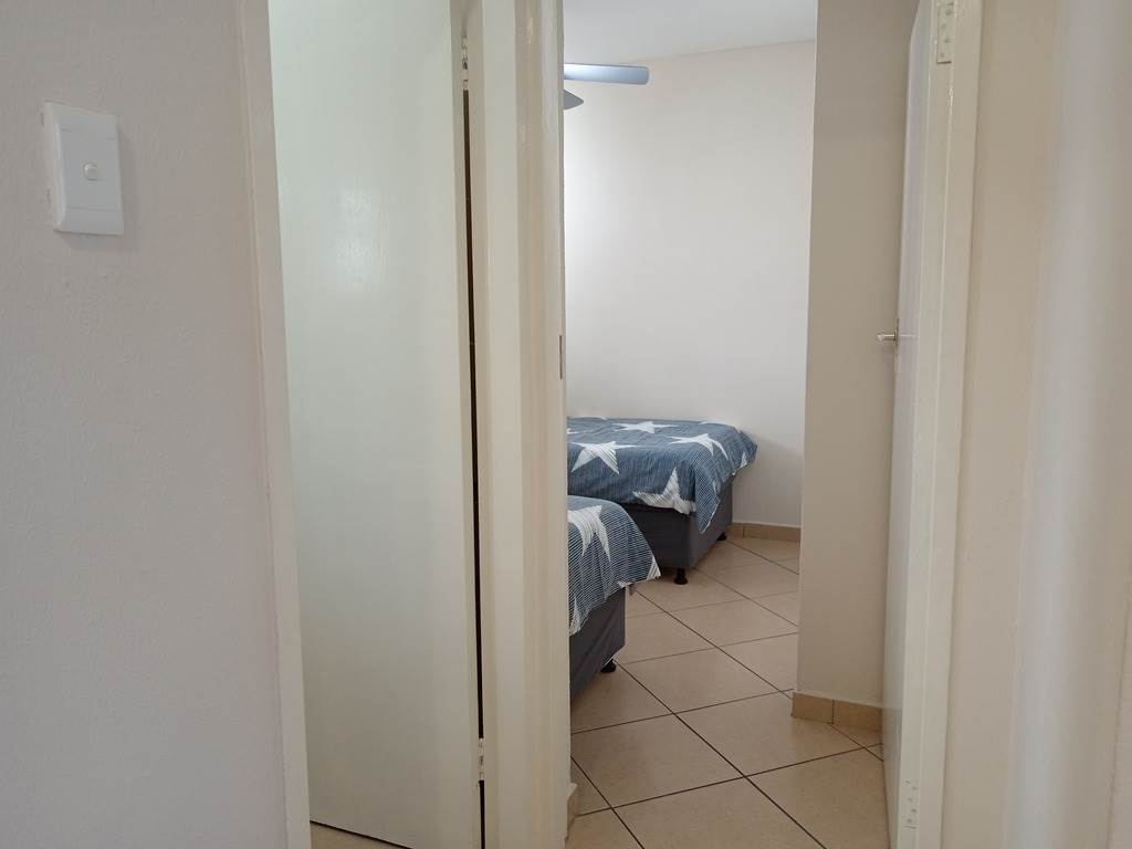 2 Bed Apartment in Doonside photo number 25