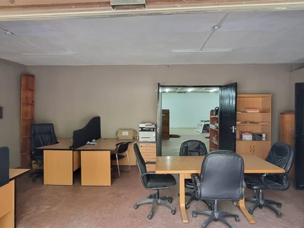 160  m² Commercial space in Krugersdorp Central