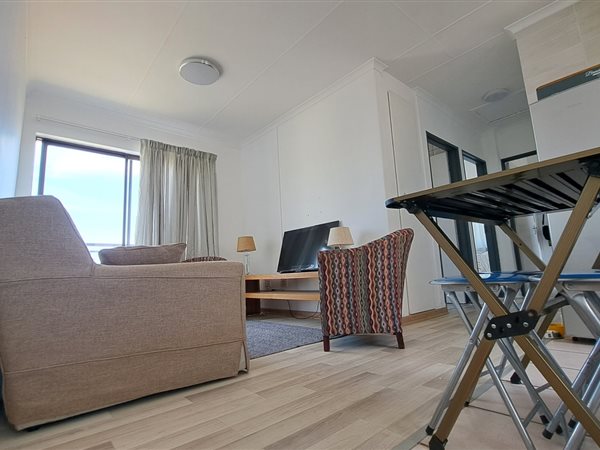 3 Bed Apartment in Strand Central