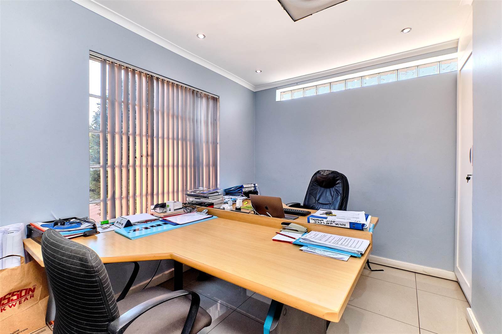 900  m² Commercial space in Sunninghill photo number 28