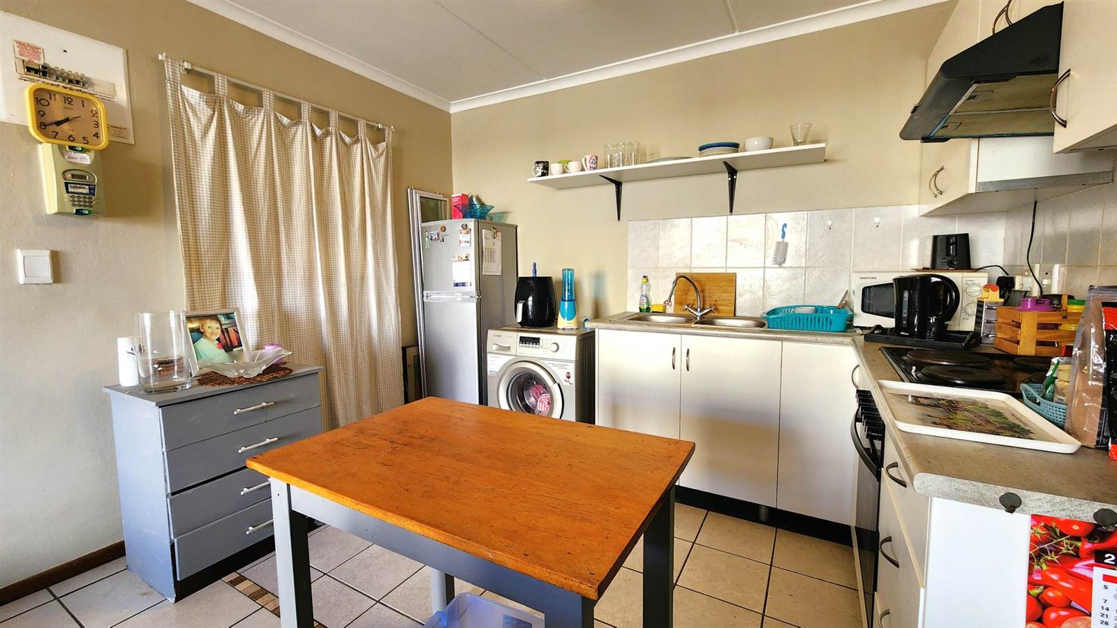 1 Bed Apartment in Strand Central photo number 4