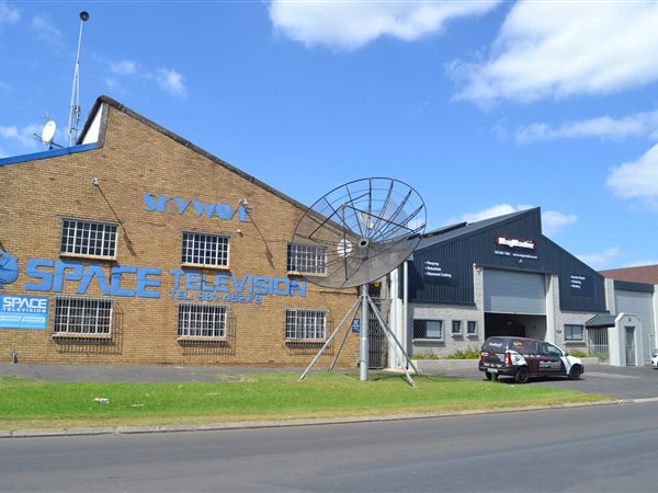800  m² Industrial space in Brackenfell Industrial