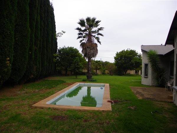 7.5 Bed House in Grootfontein Estate photo number 8